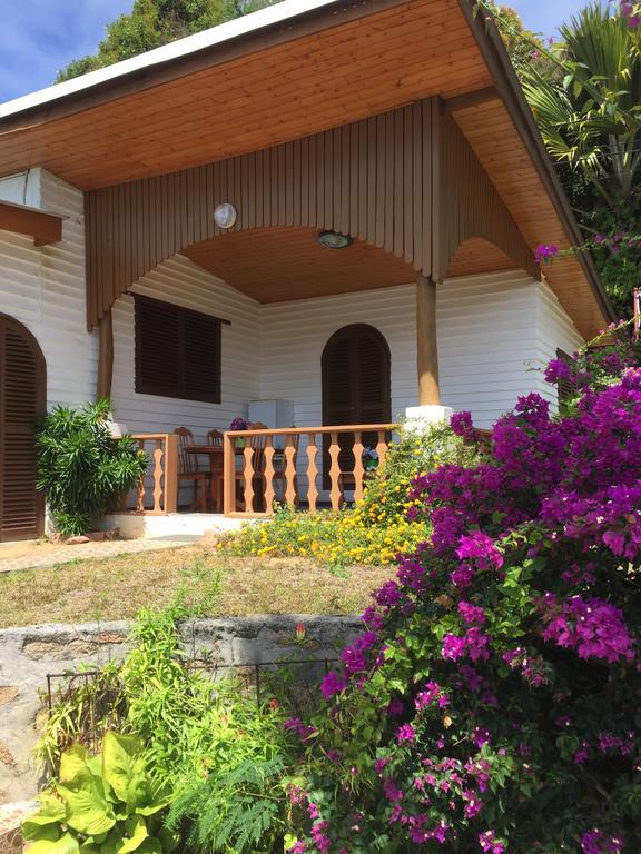 Le Grand Bleu Villas Baie Sainte Anne Exterior foto