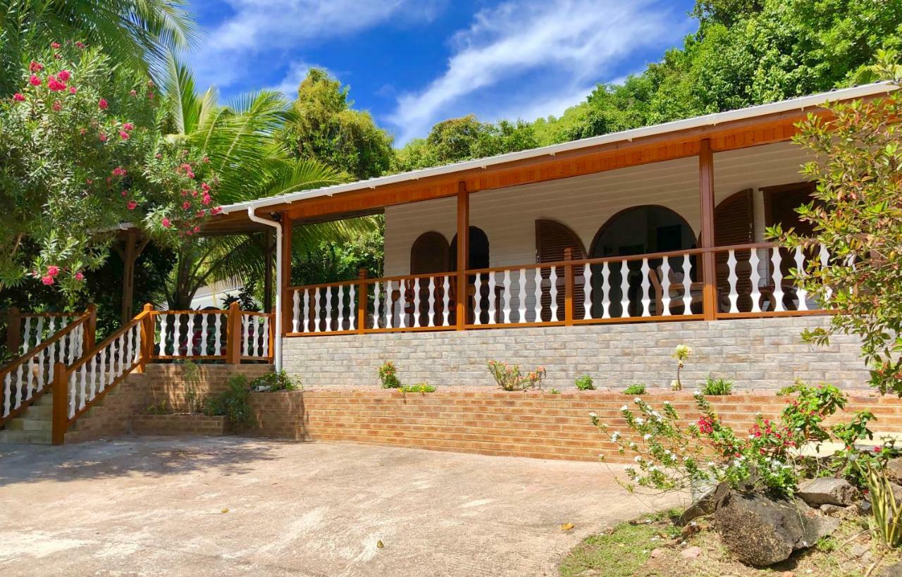 Le Grand Bleu Villas Baie Sainte Anne Exterior foto